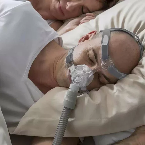 A man undergoing a CPAP therapy